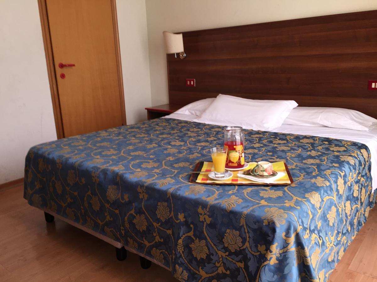 Hotel Altavilla Dieci Róma Kültér fotó