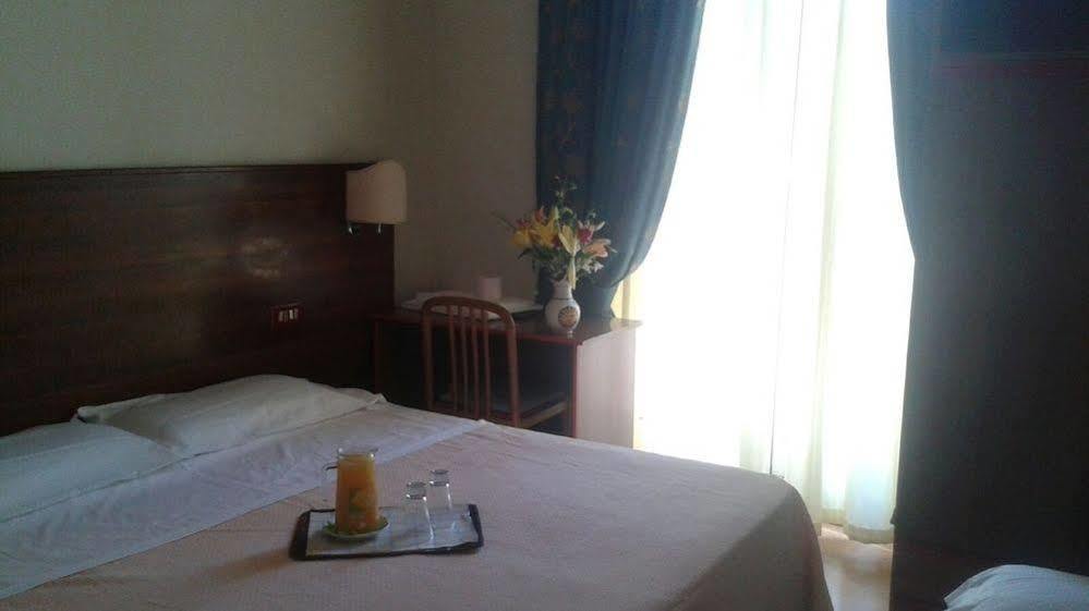 Hotel Altavilla Dieci Róma Kültér fotó