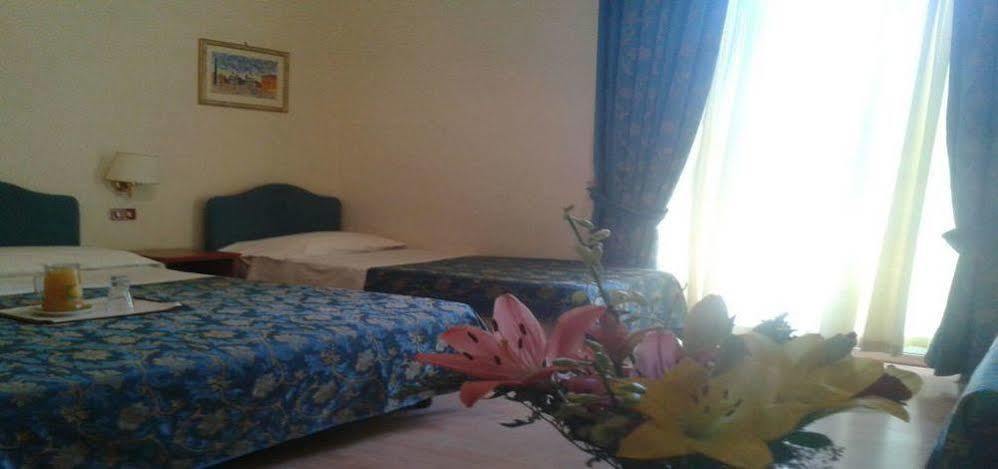 Hotel Altavilla Dieci Róma Kültér fotó